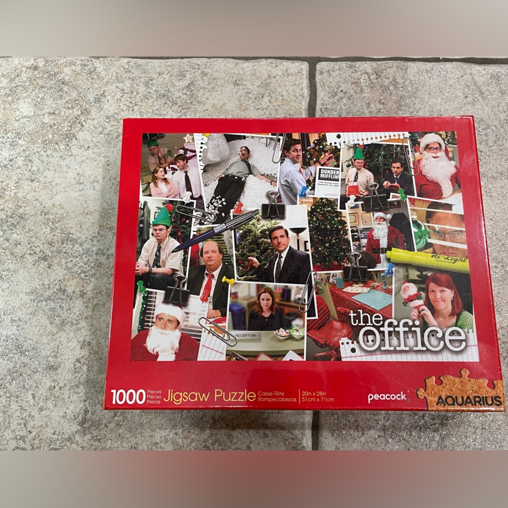 NBC The Office Christmas 1000 Piece Jigsaw Puzzle